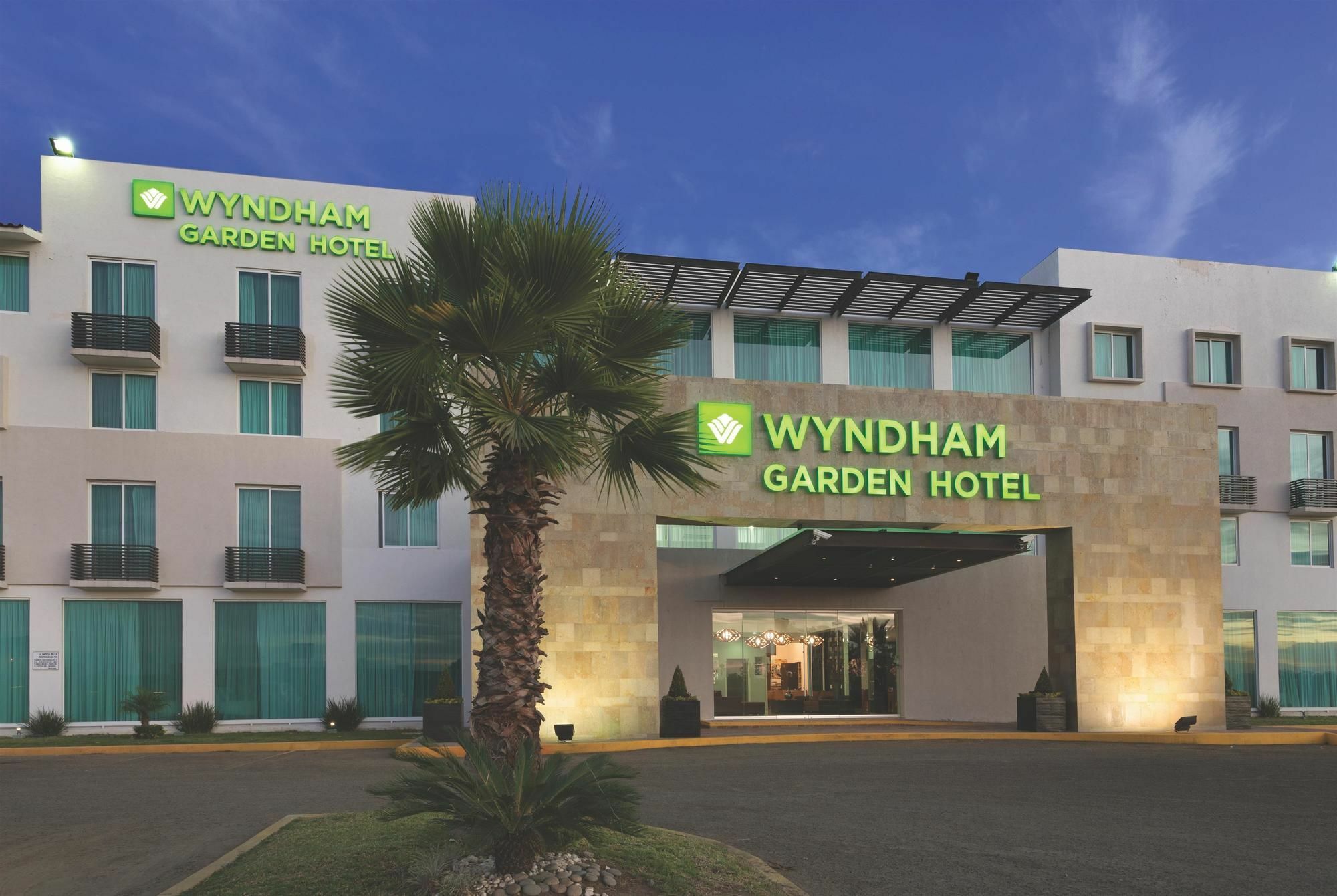 Wyndham Garden Silao Bajio Aeropuerto Hotel Eksteriør billede